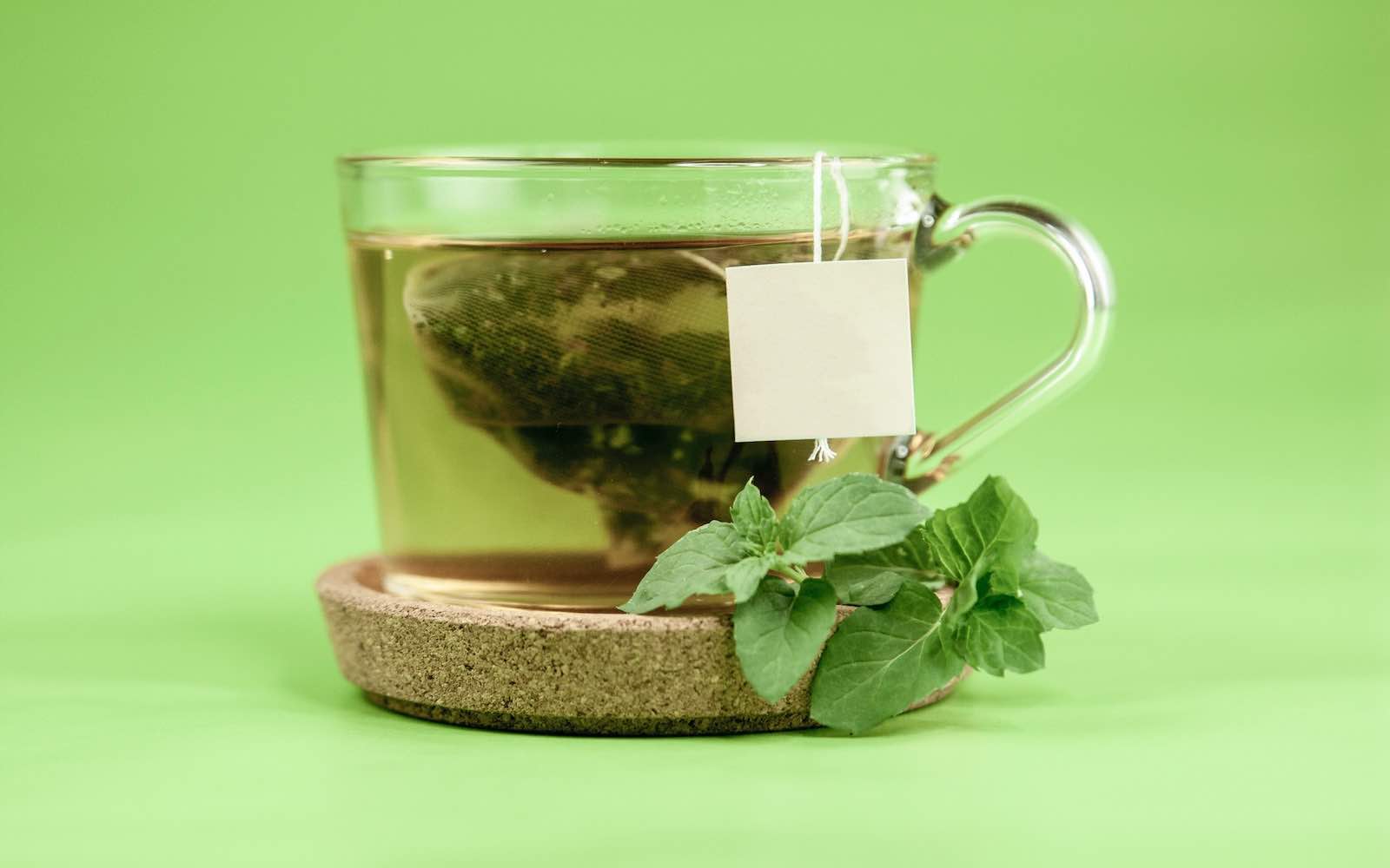 tè verde, cappuccino, spremute